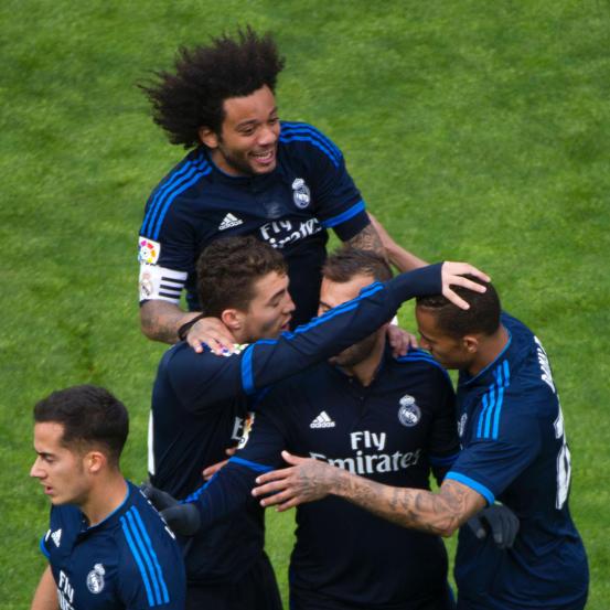 553x0-40b7d154f03e02321e609adda8148ee9