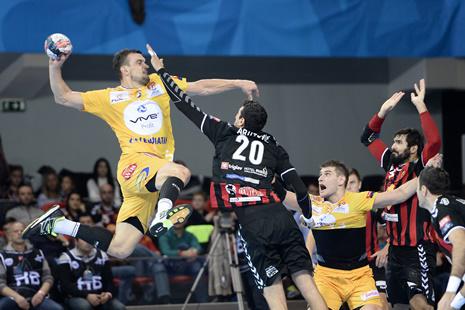 553x0-b24918afe3416616dc83cdac3c5b6f58