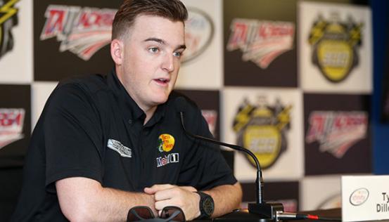 553x0-f234698efb8e5d42ae3624f733b97430