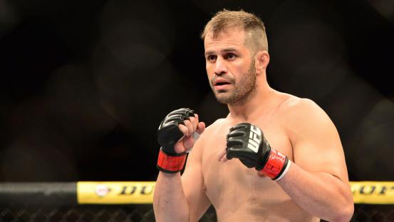 553x0-176ef1a282bd36559a944071fac55f51