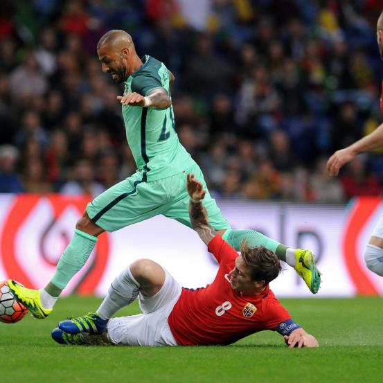 553x0-2f0c62e5b27dd0e531ba4d45f7d17ff4