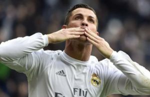 553x0-81b0329fb96156a6e7b4d89df8d237f1