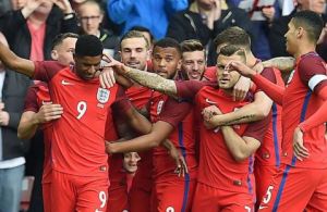 553x0-d4b441ba99aaf40bba00bbe9307ec6ff