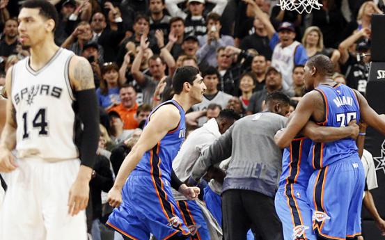 553x0-ee2a49e0d2522f149faaf535f4c6c1c6