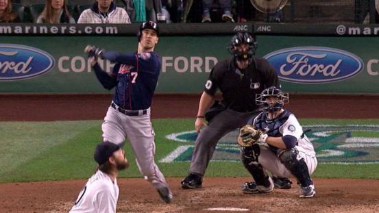 553x0-fef76b5aa88f92711f73618277841a47